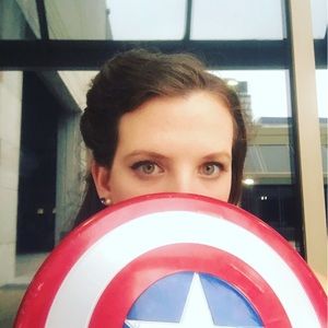 Its me the amazing cosplaying archaeologist Megan!